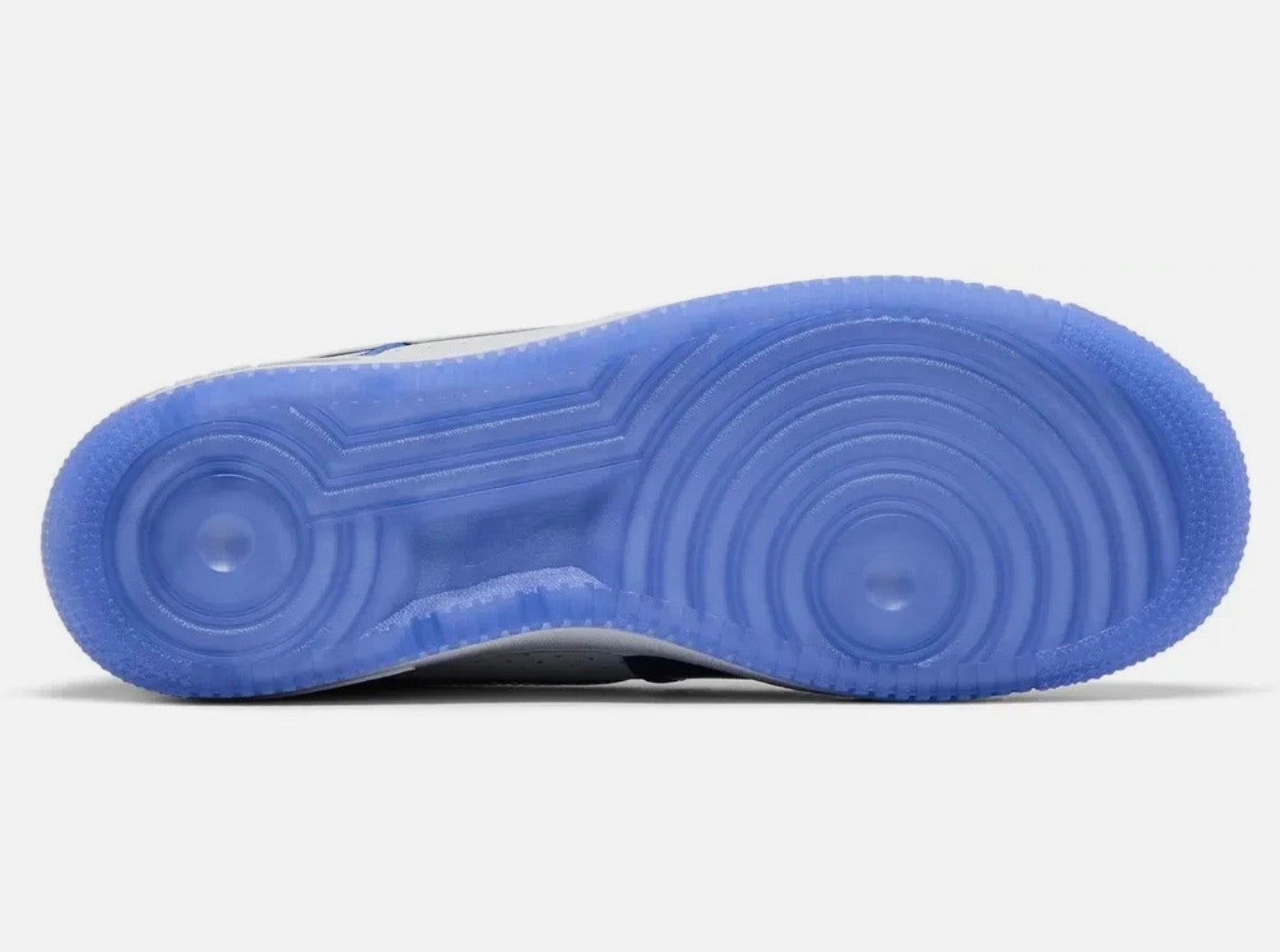 Size 10 - Men's Nike Air Force 1 '07 LV8 Light Blue Photon Dust HV5751-435