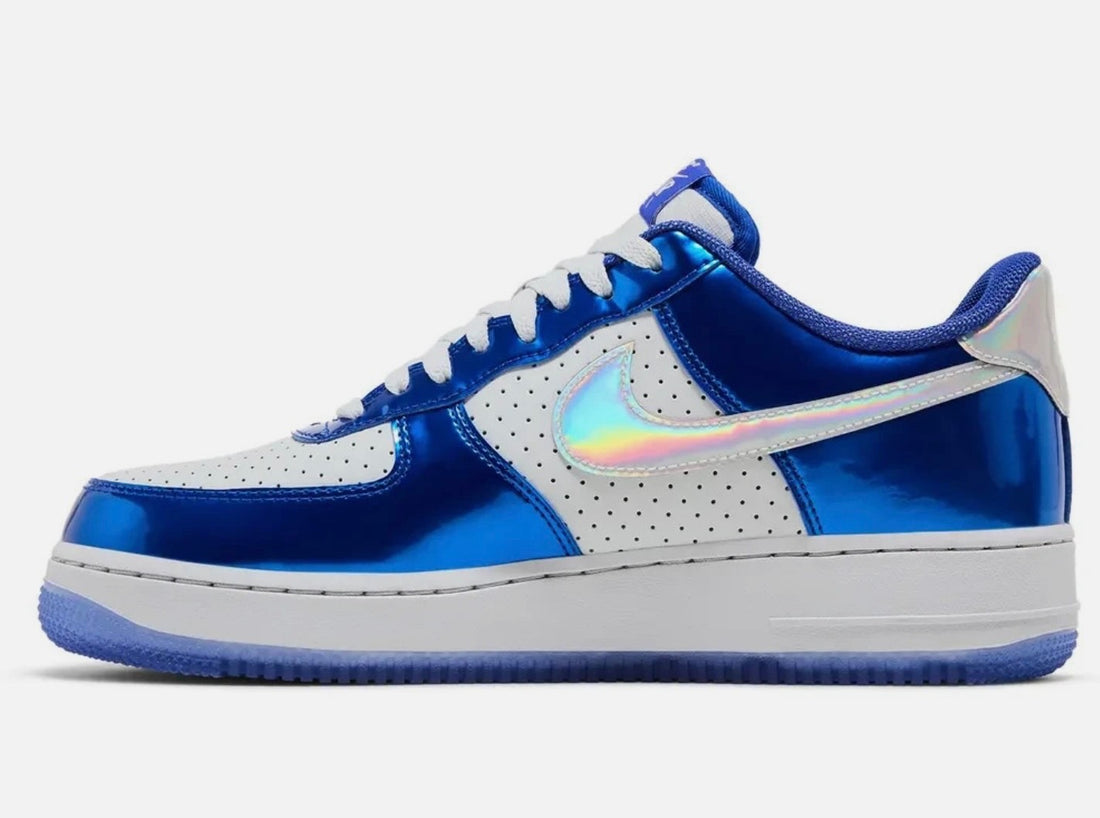 Size 10 - Men's Nike Air Force 1 '07 LV8 Light Blue Photon Dust HV5751-435