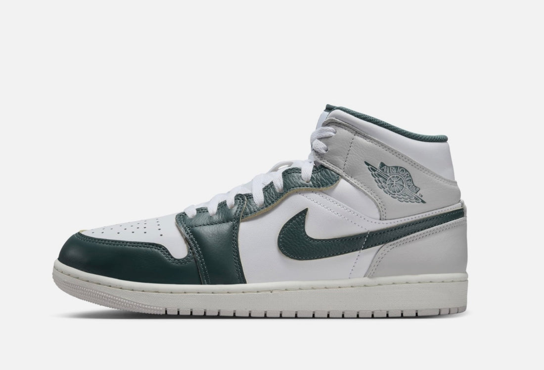 Size 10 - Men's Nike Air Jordan Retro 1 Mid SE  FQ7720-103