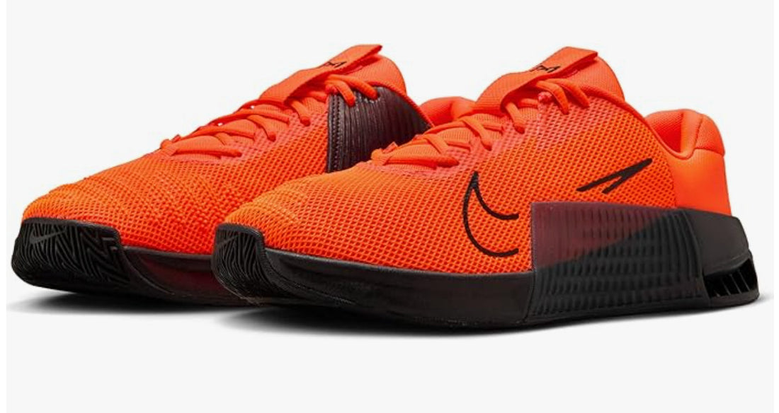 Size 11 - Men's Nike Metcon 9 Hyper Crimson DZ2617-801